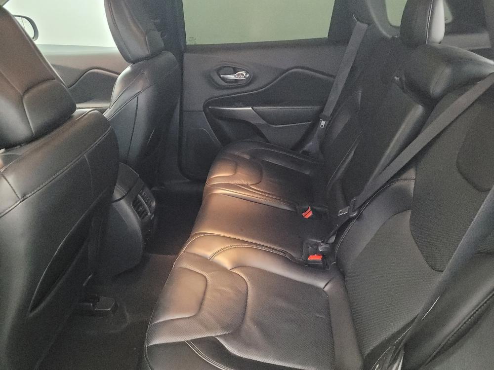 used 2020 Jeep Cherokee car, priced at $21,195