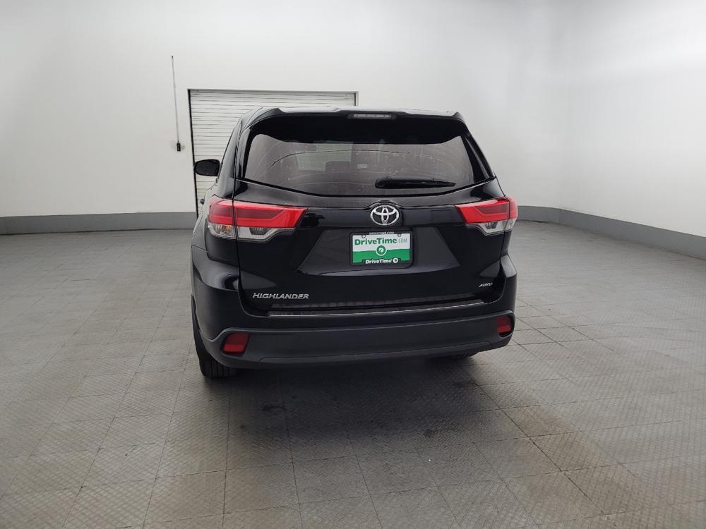 used 2019 Toyota Highlander car, priced at $24,195