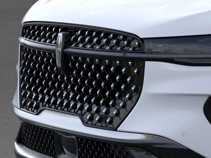 new 2025 Lincoln Nautilus car, priced at $56,285