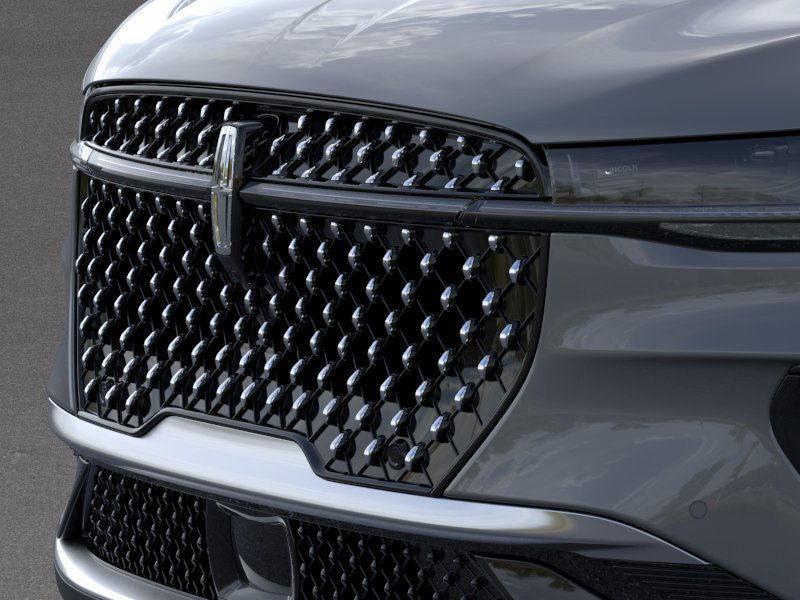 new 2025 Lincoln Nautilus car, priced at $56,285
