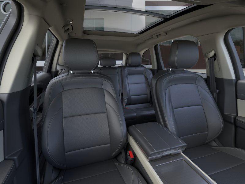 new 2025 Lincoln Nautilus car, priced at $60,270