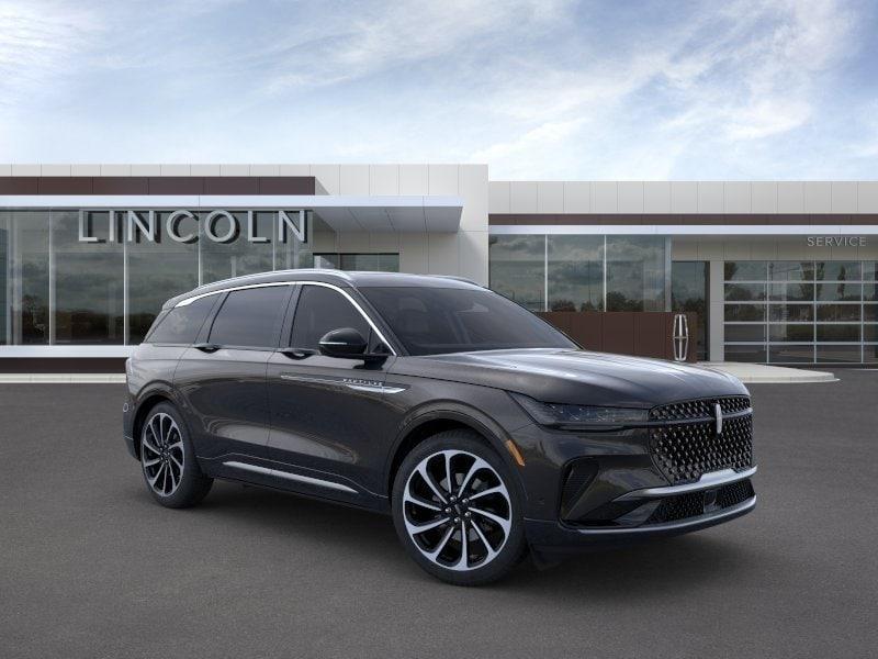 new 2024 Lincoln Nautilus car