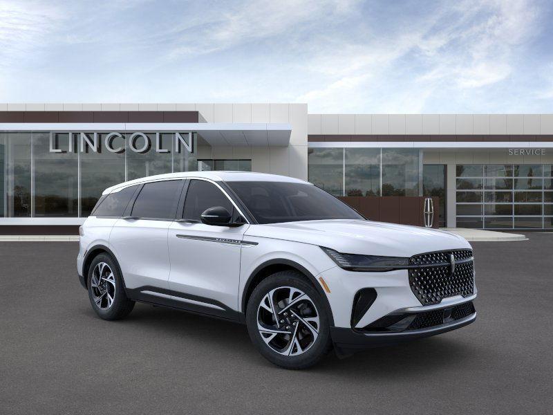 new 2025 Lincoln Nautilus car