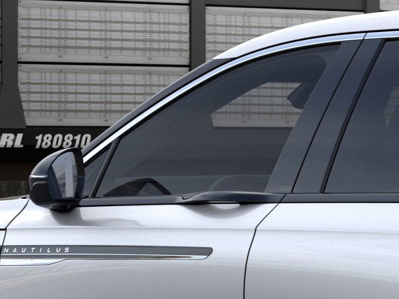 new 2025 Lincoln Nautilus car, priced at $61,570