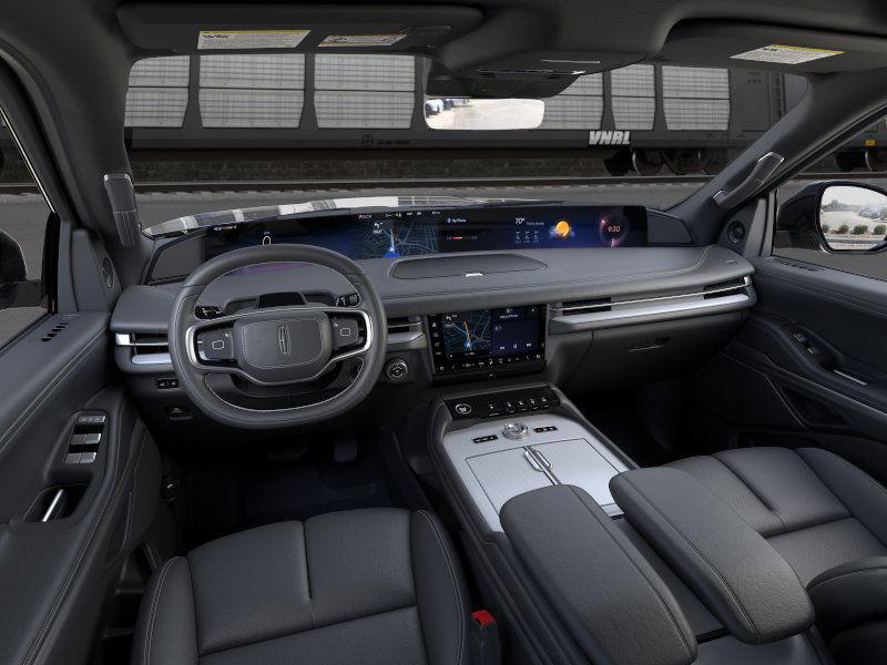 new 2025 Lincoln Navigator car, priced at $109,835