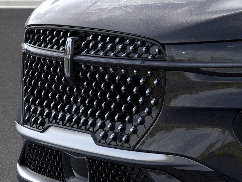 new 2025 Lincoln Nautilus car, priced at $59,520