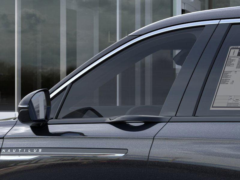 new 2025 Lincoln Nautilus car, priced at $61,570