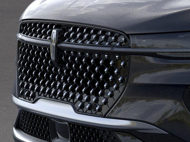 new 2025 Lincoln Nautilus car, priced at $55,785