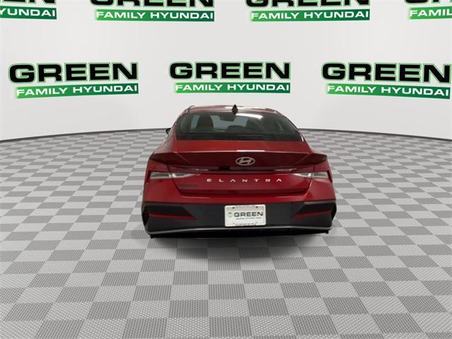 new 2025 Hyundai Elantra car, priced at $27,313