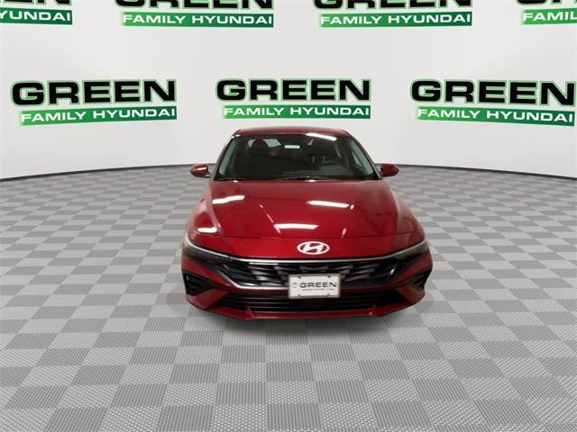 new 2025 Hyundai Elantra car, priced at $27,313