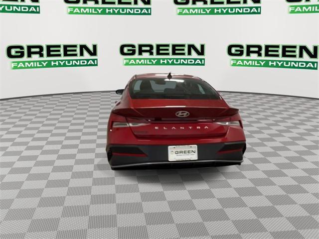 new 2025 Hyundai Elantra car, priced at $27,313