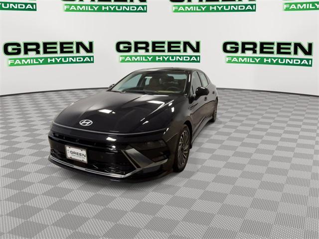 new 2025 Hyundai Sonata Hybrid car, priced at $36,910