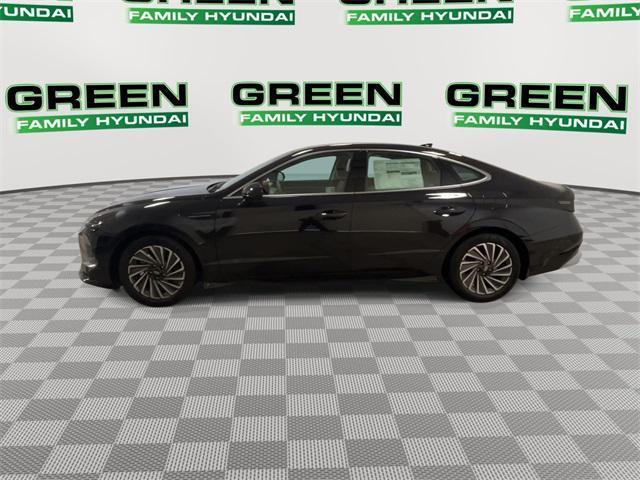 new 2025 Hyundai Sonata Hybrid car, priced at $36,910