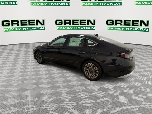 new 2025 Hyundai Sonata Hybrid car, priced at $36,910