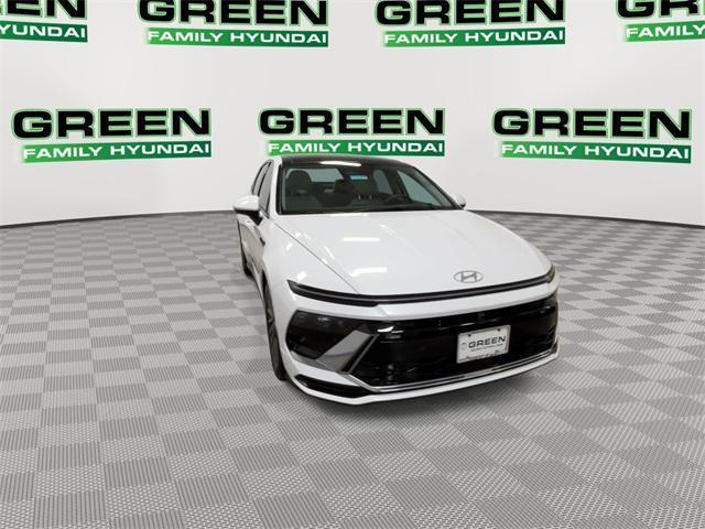 new 2026 Hyundai Sonata Hybrid car, priced at $39,241