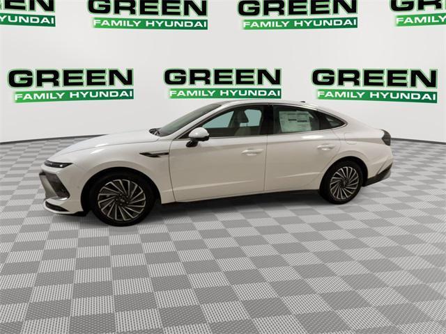 new 2026 Hyundai Sonata Hybrid car, priced at $39,241