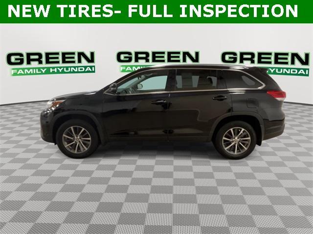 used 2019 Toyota Highlander car, priced at $24,499