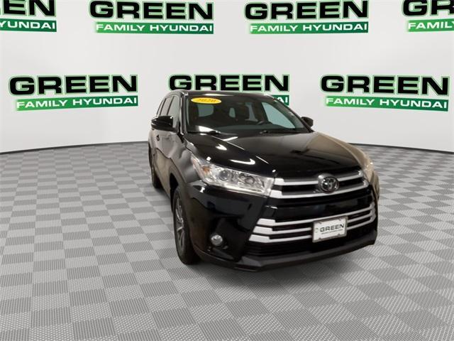 used 2019 Toyota Highlander car, priced at $25,760