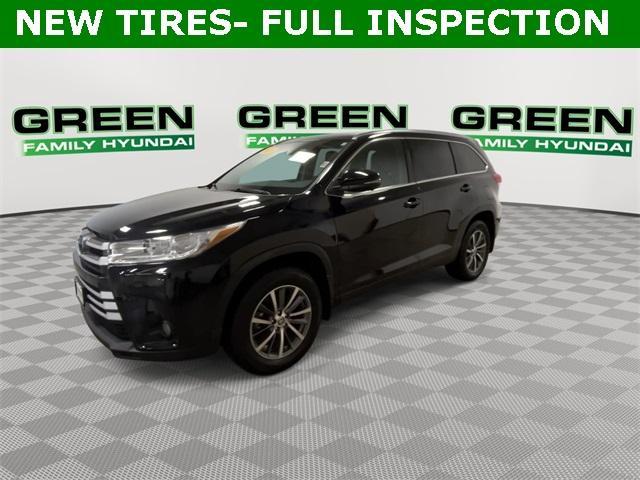 used 2019 Toyota Highlander car, priced at $24,499