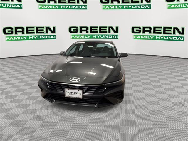 new 2025 Hyundai ELANTRA HEV car, priced at $29,306
