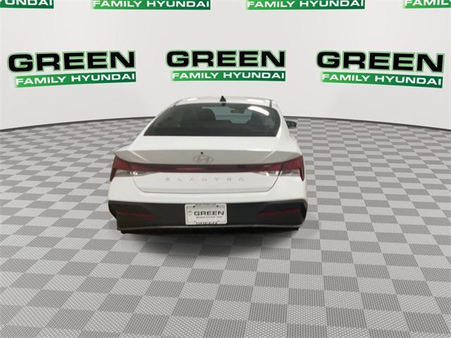 new 2025 Hyundai Elantra car, priced at $22,682