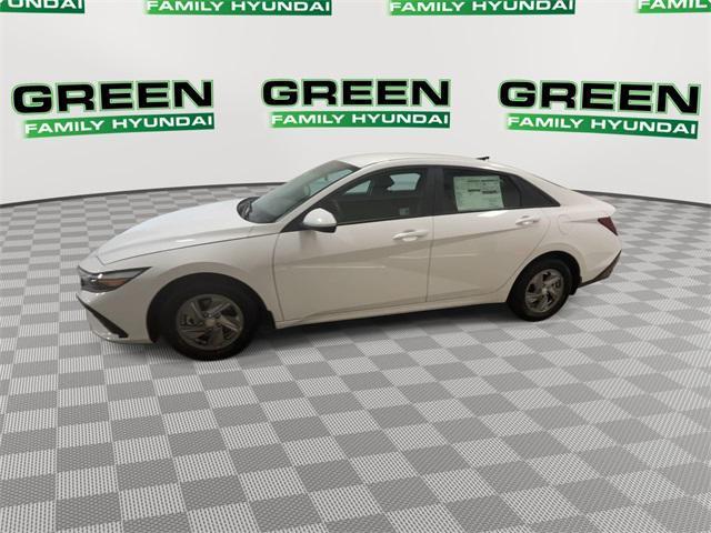 new 2025 Hyundai Elantra car, priced at $22,682