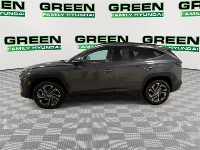 used 2025 Hyundai TUCSON Hybrid car, priced at $35,900