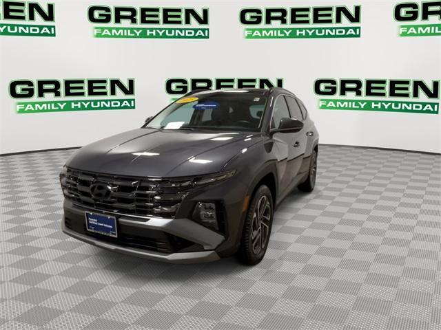 used 2025 Hyundai TUCSON Hybrid car, priced at $35,900