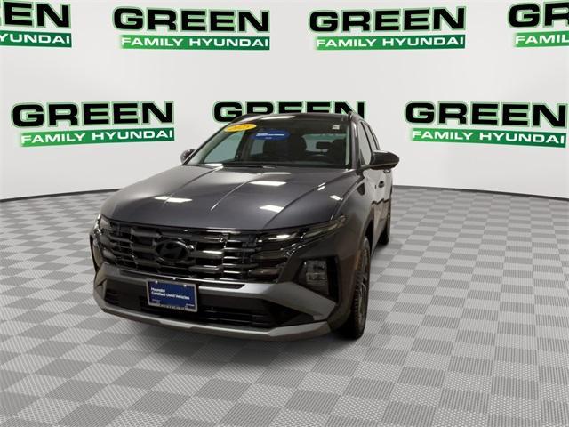 used 2025 Hyundai TUCSON Hybrid car, priced at $35,900
