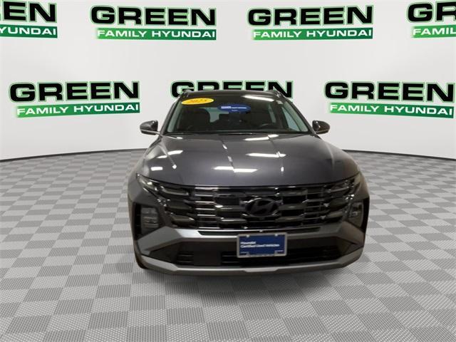 used 2025 Hyundai TUCSON Hybrid car, priced at $35,900