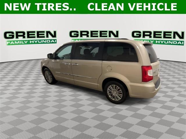 used 2014 Chrysler Town & Country car, priced at $8,995