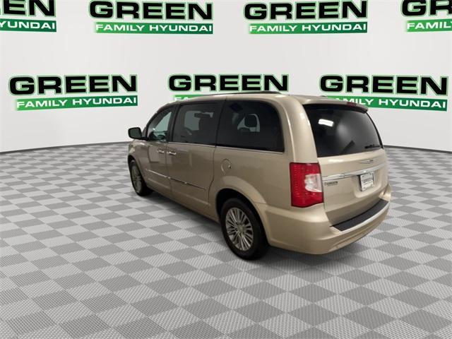 used 2014 Chrysler Town & Country car, priced at $10,583