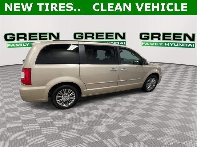 used 2014 Chrysler Town & Country car, priced at $8,995