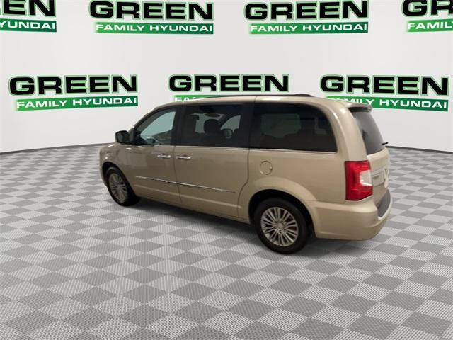 used 2014 Chrysler Town & Country car, priced at $10,583