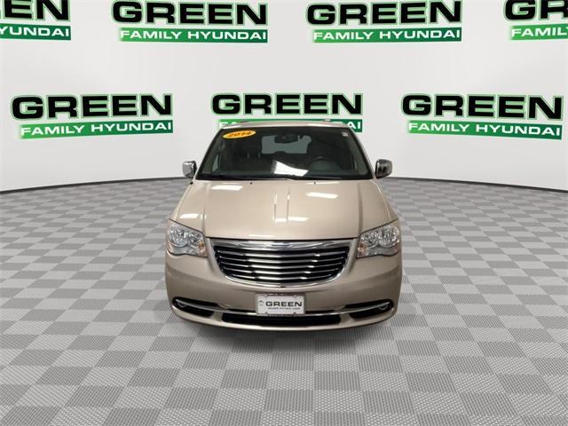 used 2014 Chrysler Town & Country car, priced at $10,583