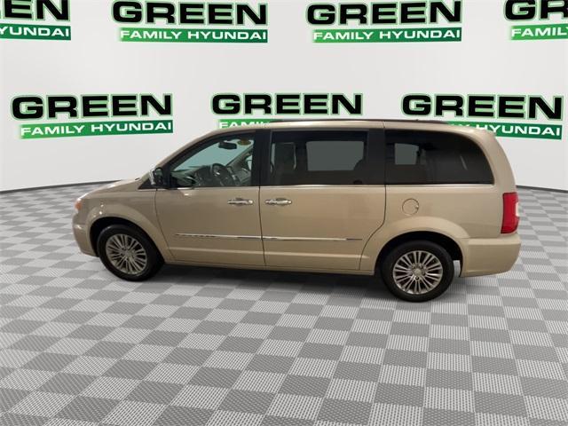 used 2014 Chrysler Town & Country car, priced at $10,583
