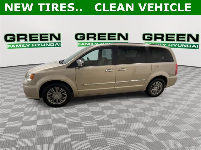 used 2014 Chrysler Town & Country car, priced at $8,995