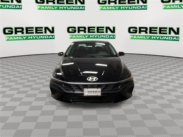 new 2025 Hyundai Elantra car, priced at $23,452