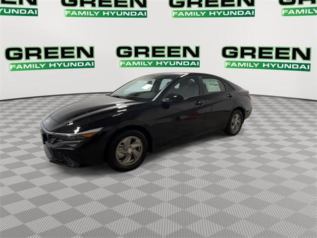 new 2025 Hyundai Elantra car, priced at $23,452