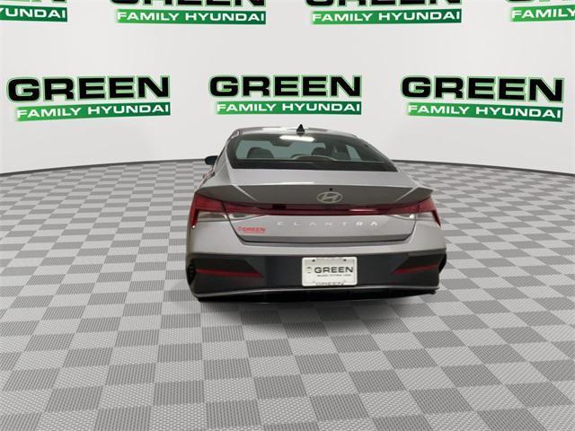 new 2025 Hyundai Elantra car, priced at $25,591