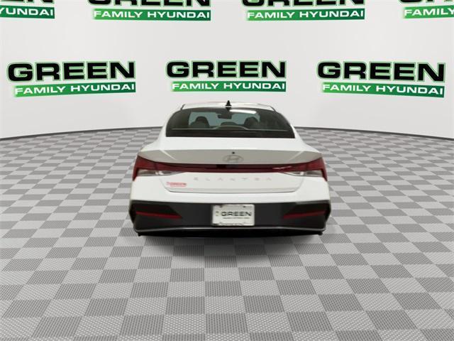 new 2025 Hyundai Elantra car, priced at $27,313