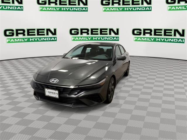 new 2025 Hyundai Elantra car, priced at $26,833