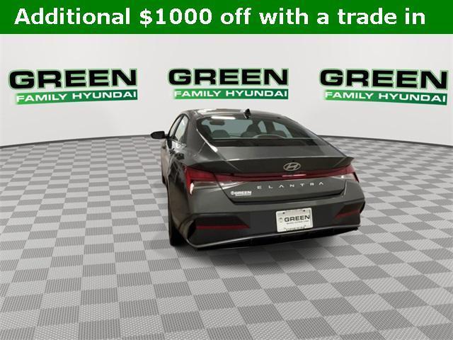 new 2025 Hyundai Elantra car, priced at $25,333