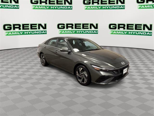 new 2025 Hyundai Elantra car, priced at $26,833