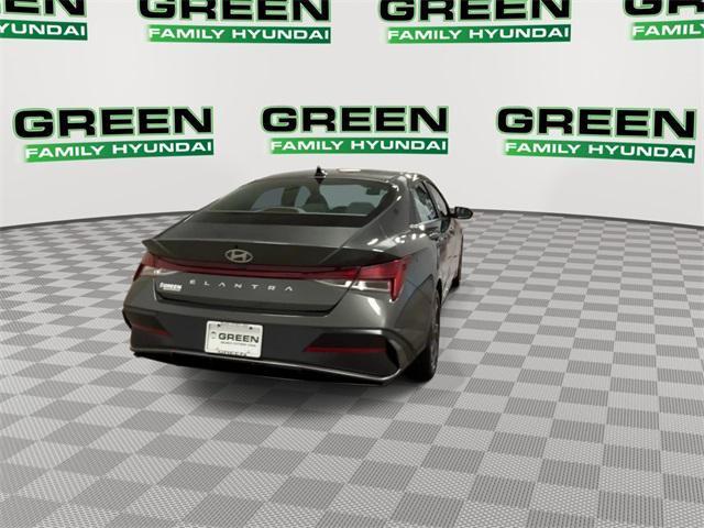 new 2025 Hyundai Elantra car, priced at $26,833