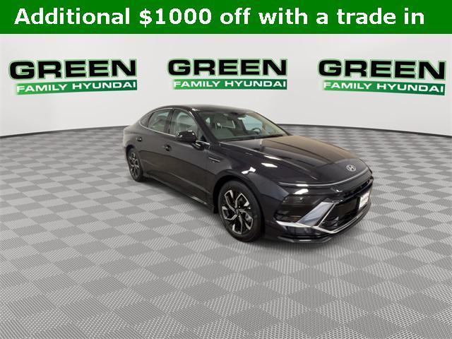 new 2025 Hyundai Sonata car, priced at $29,081