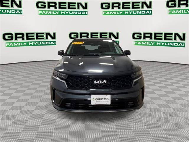 used 2022 Kia Sorento car, priced at $24,995
