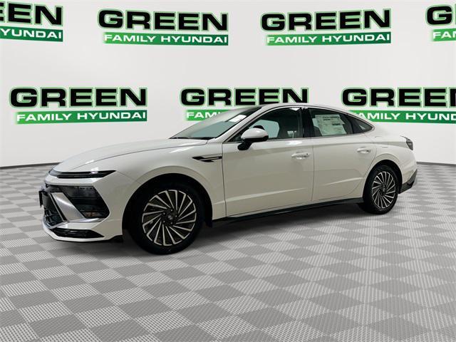 new 2026 Hyundai Sonata Hybrid car, priced at $33,205