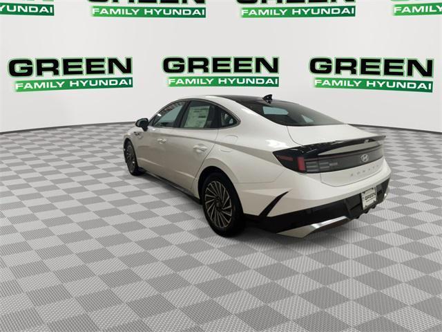 new 2026 Hyundai Sonata Hybrid car, priced at $33,205