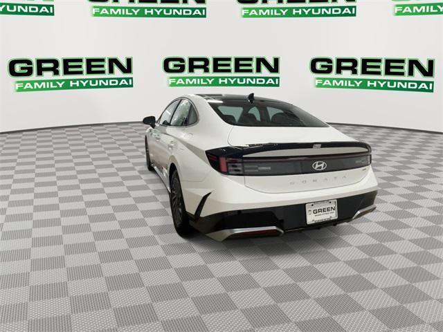 new 2026 Hyundai Sonata Hybrid car, priced at $33,205